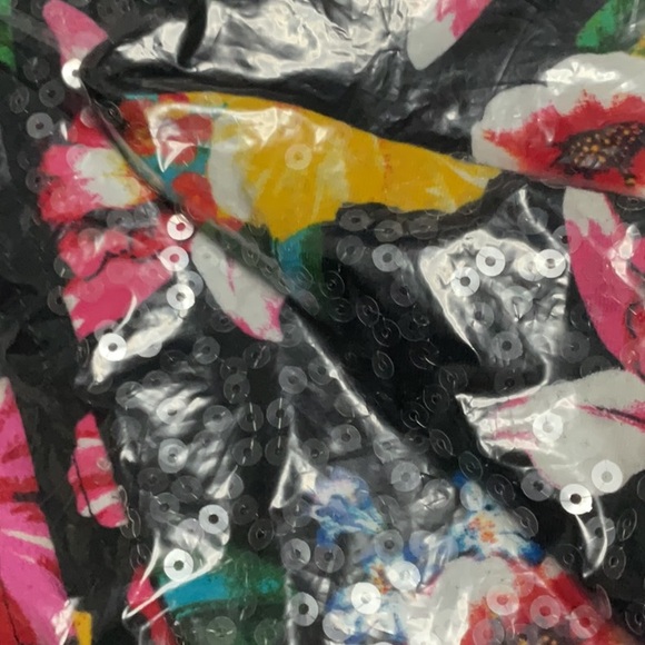 ‼️SALE‼️GLO JEANS Brand Boob Tube Top and Shots Set Top L Shorts 9 - Picture 10 of 10